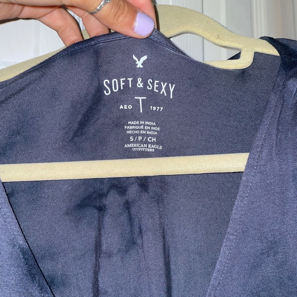 American Eagle Soft & Sexy top!